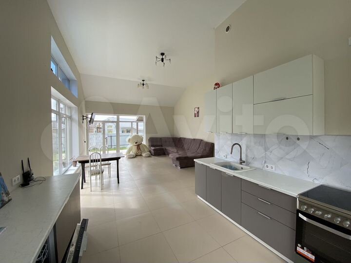 Дом 146,1 м² на участке 7,7 сот.