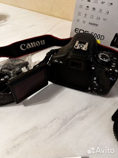 Зеркальный фотоаппарат canon 600d
