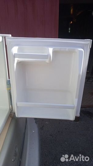 Daewoo Electronics FR-061A