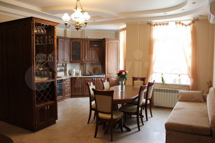 2-к. квартира, 114 м², 4/10 эт.