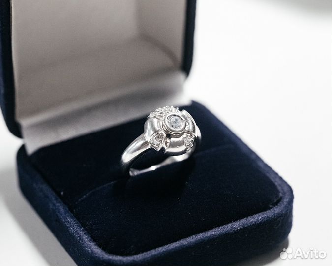 Серебряное кольцо