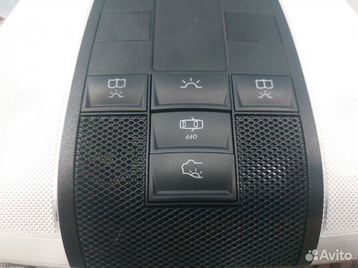 Плафон салона Mercedes-Benz C-Class W204 271.860