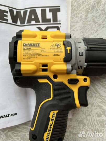 Шуруповерт Dewalt dcd 805