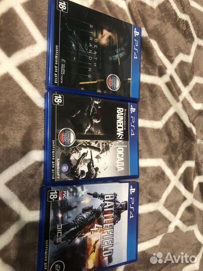 Sony PS4 metal gear edition