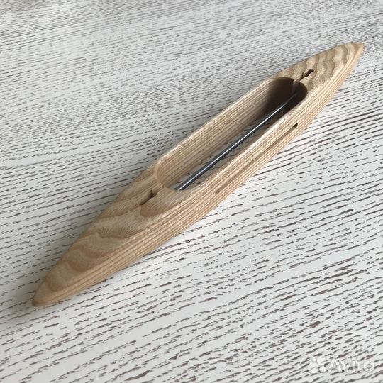 Деревянный челнок