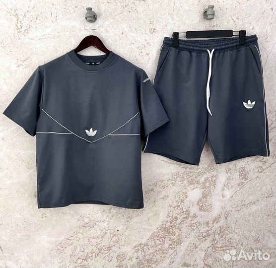 Костюм шорты и футболка adidas