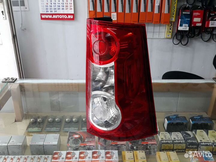 Фонарь задний правый LADA Largus