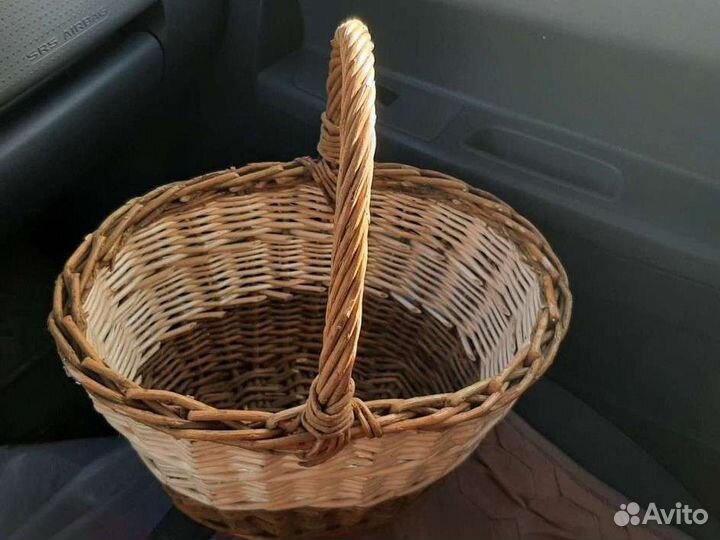 Корзина из ивовой лозы