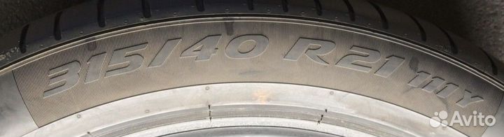 Pirelli P Zero PZ4 L.S. 4/40 R21