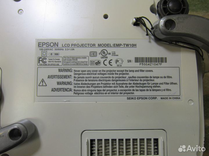Проектор Epson EMP-TW10H, benq MP610
