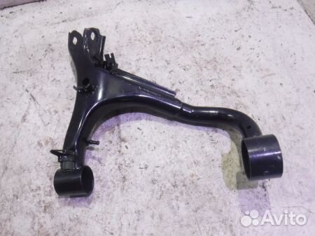 Рычаг задний верхний левый