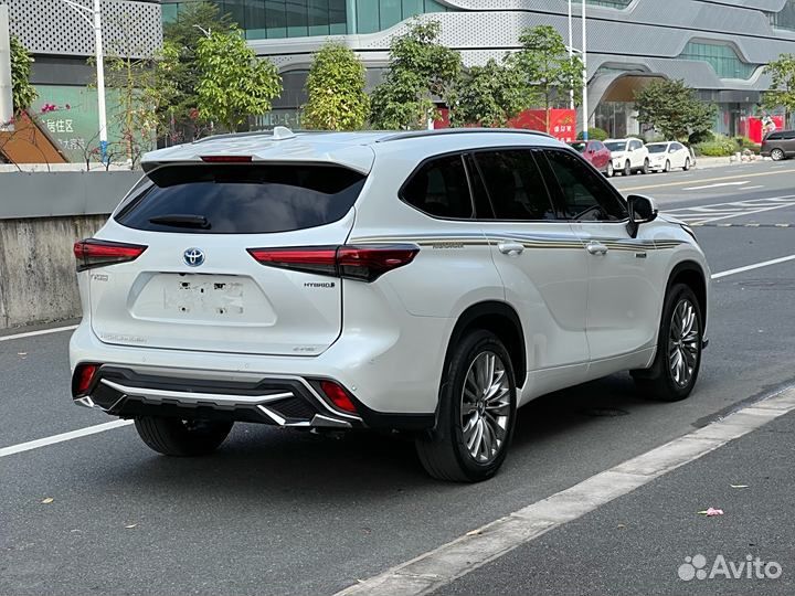 Toyota Highlander 2.5 CVT, 2021, 29 000 км