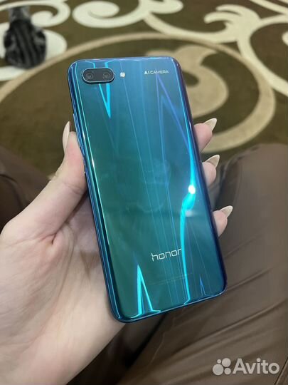 HONOR 10, 6/64 ГБ