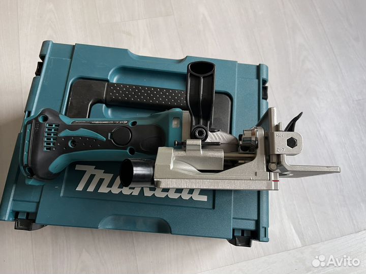 Ламельный фрезер Makita DPJ180 (аккумуляторный)