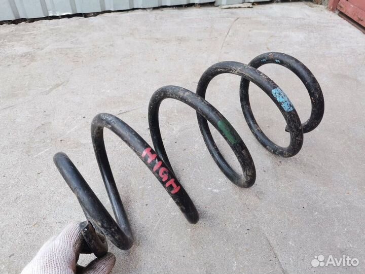 Пружина подвески передняя Toyota Highlander 2grfe