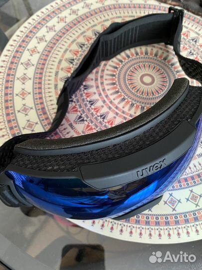 Горнолыжная маска uvex