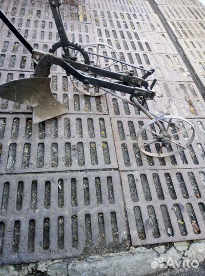 Конский плуг