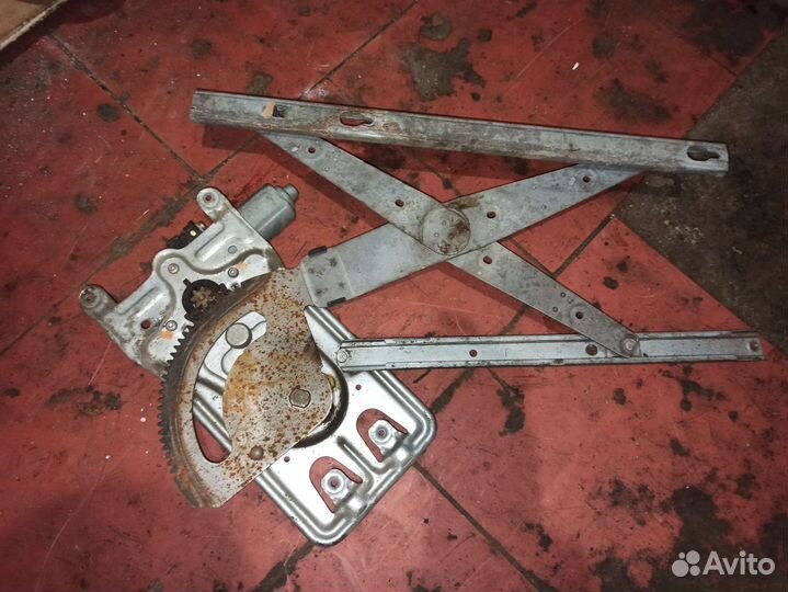 Стеклоподъемник электрический Dodge Intrepid 2