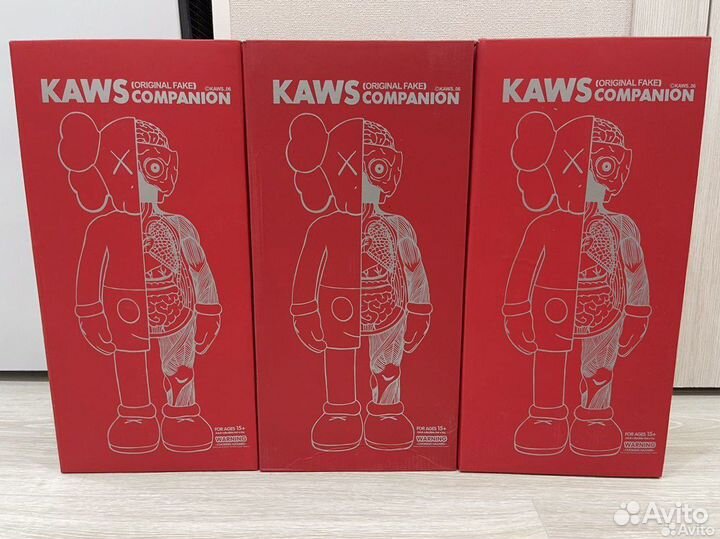 Kaws фигурка