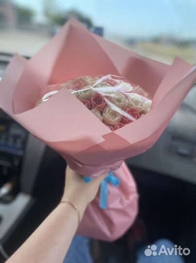 Букет из 51 розы в наличии