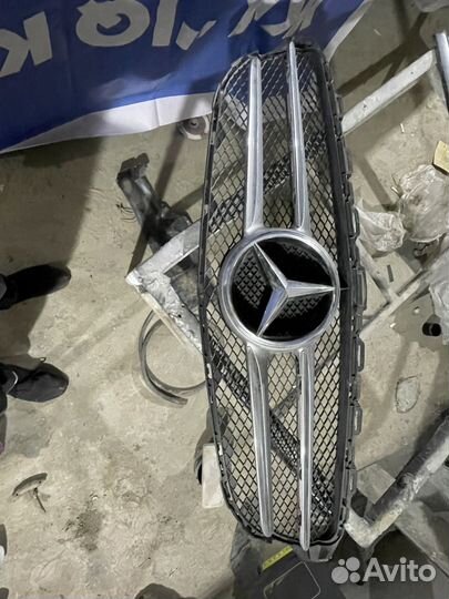 Решетка радиатора mercedes w205