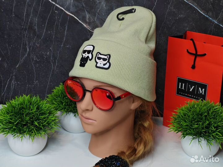 Шапка Karl Lagerfeld женская