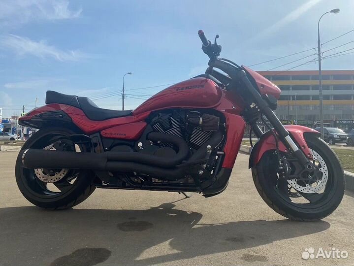2021 suzuki boulevard M109R B.O.S.S