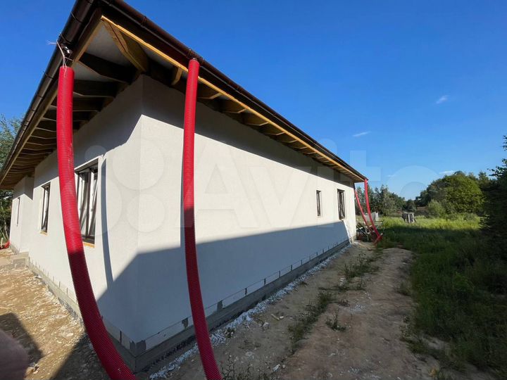 Дом 200 м² на участке 33 сот.