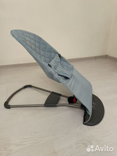 Шезлонг babybjorn