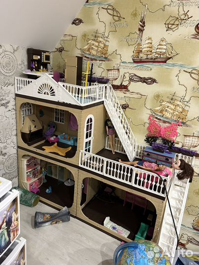 Домик кукольный