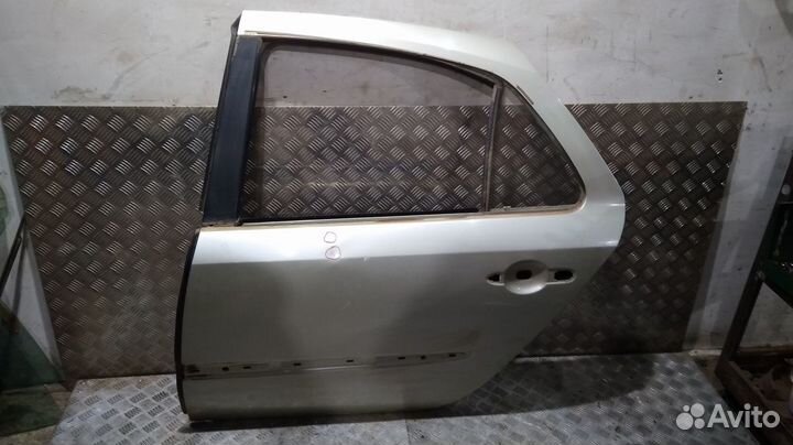Дверь Laguna (01-08) H/B зад L дефект б\у