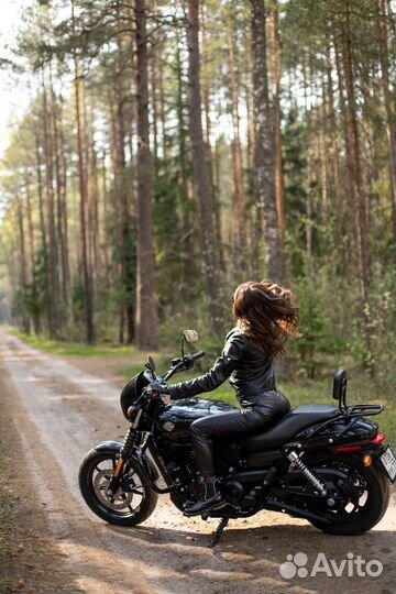 Harley Davidson Street