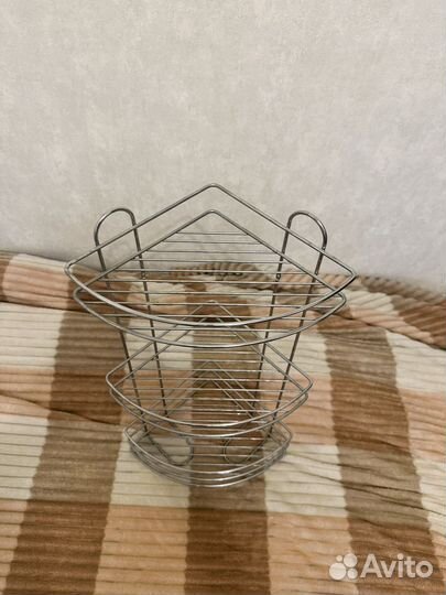 Полка настенная для ванной