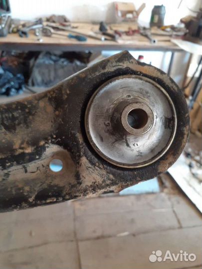 Усиленные сайленты переднего рычага