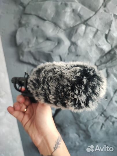 Synco d 30 Накамерный микрофон. Микрофон пушка