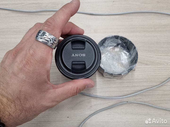 Объектив sony
