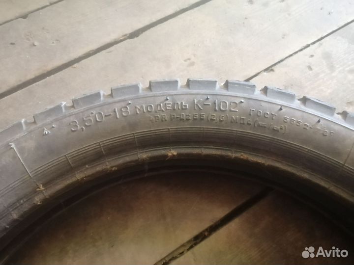 Покрышка на мотоцикл 18