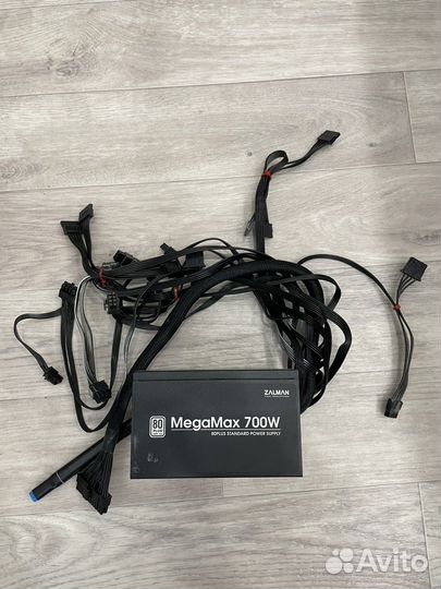 Блок питания для пк 700w Zalman Megamax