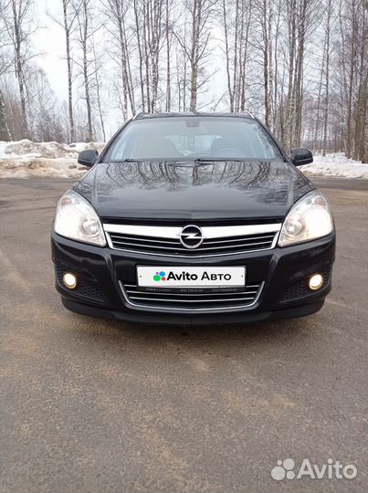 Opel Astra 1.6 МТ, 2011, 159 000 км