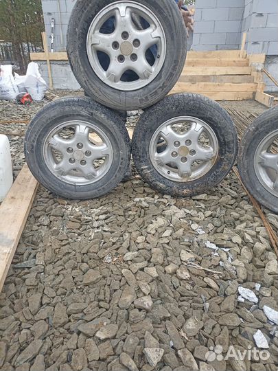 Шины диски и колеса на 16 toyota