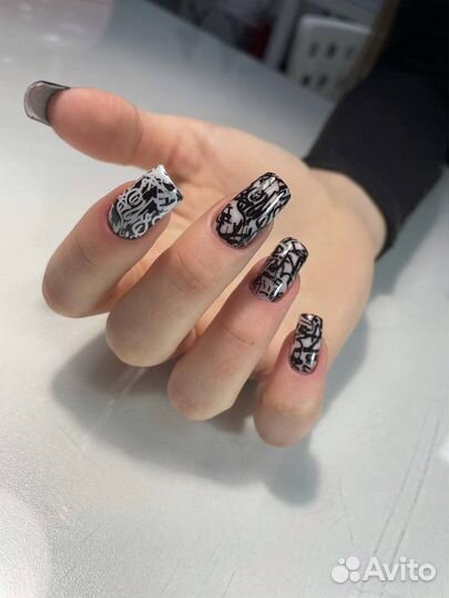 Маникюр, педикюр, брови, ресницы