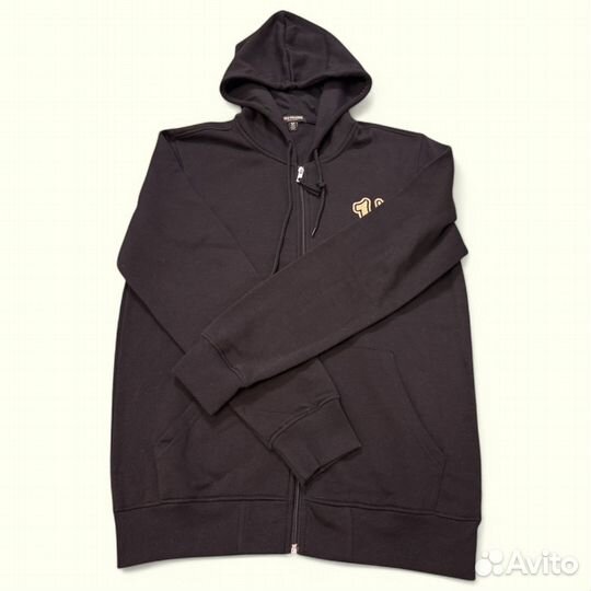 Зипхуди True Religion