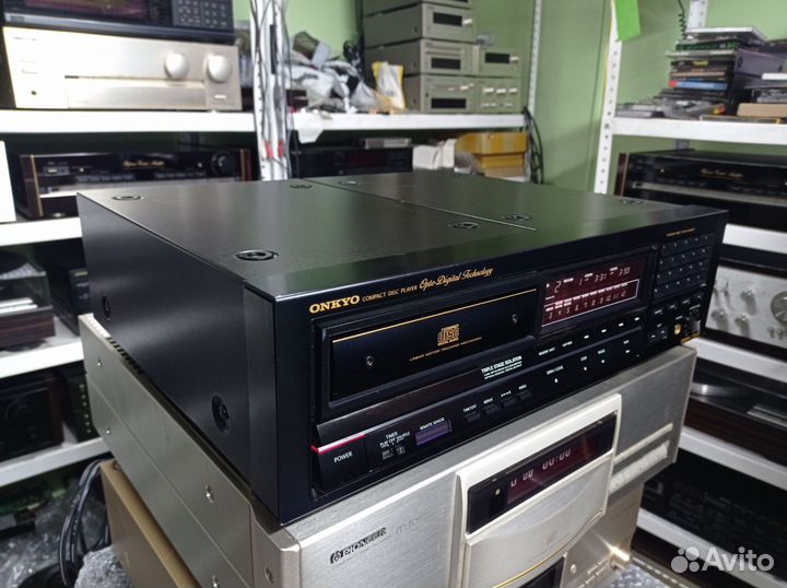 Onkyo integra C-901XD