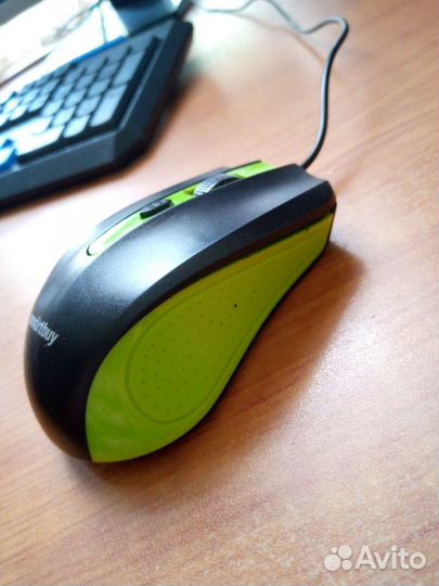 Игровая клавиатура и мышь