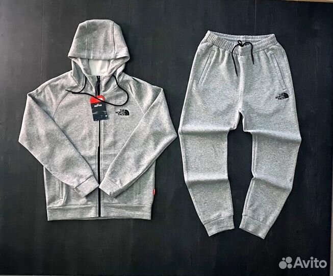Спортивный костюм The North face