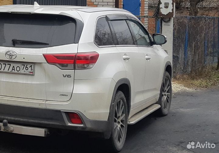 Toyota highlander пороги