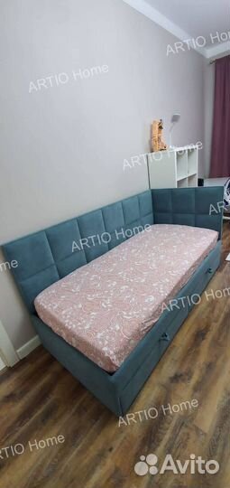 Диванчик детский