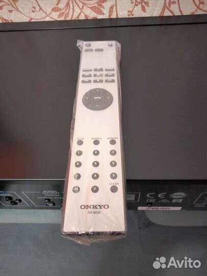 Продаю новый CD проигрыватель Onkyo C-7030