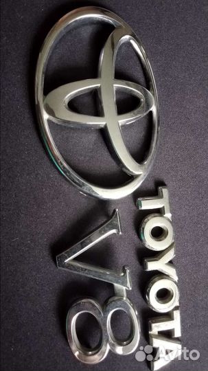 Эмблема toyota