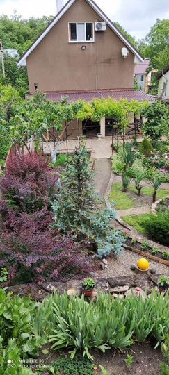 Дом 170 м² на участке 6 сот.